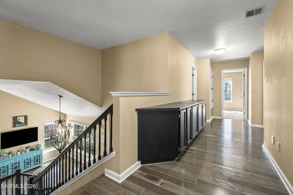 1720 Crestside Sparks NV 89436