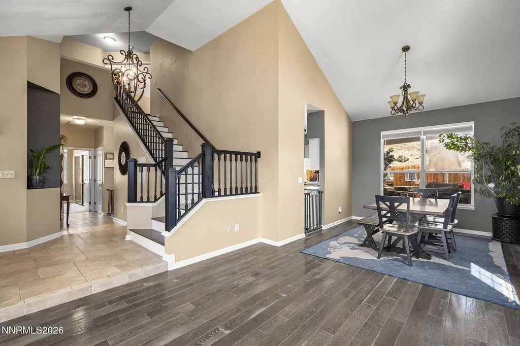1720 Crestside Sparks NV 89436