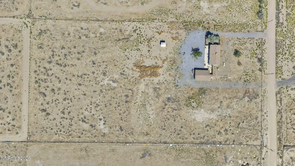 2290 Cougar Silver Springs NV 89429