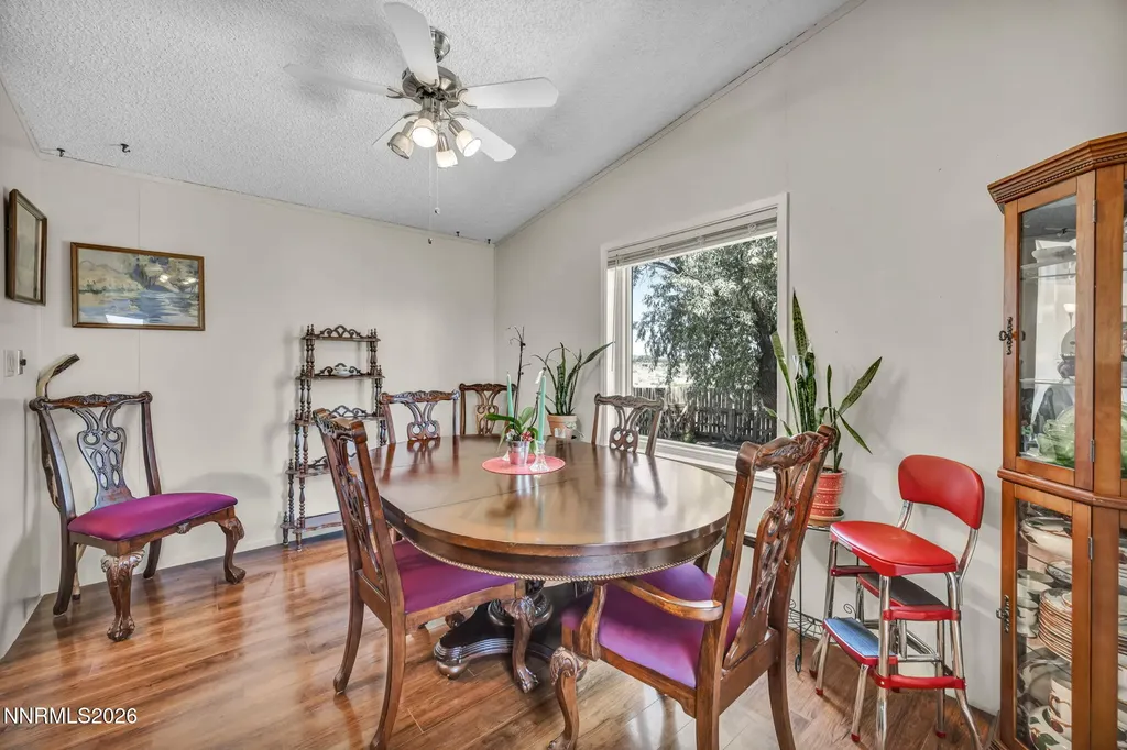 2290 Cougar Silver Springs NV 89429