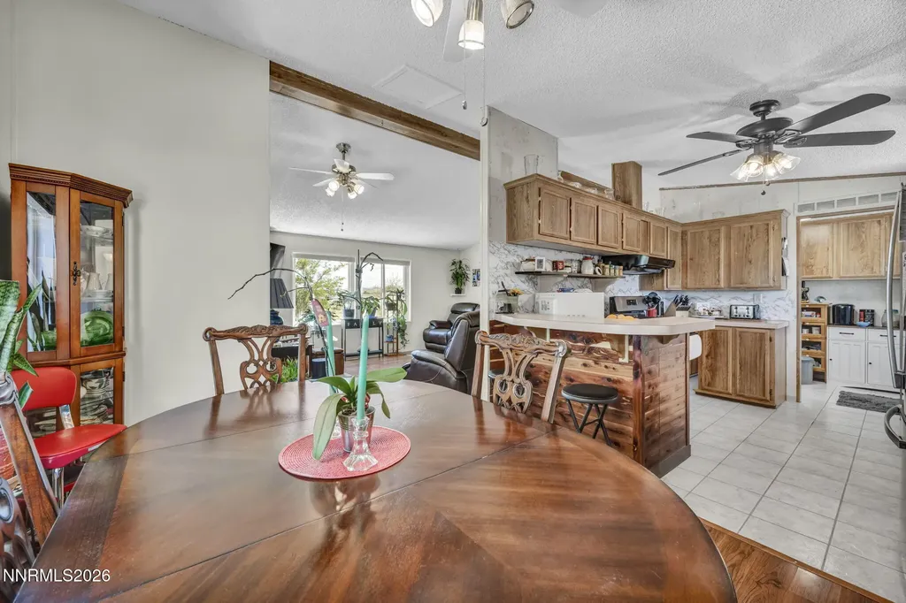 2290 Cougar Silver Springs NV 89429