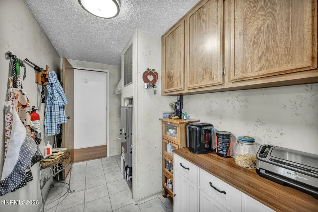 2290 Cougar Silver Springs NV 89429