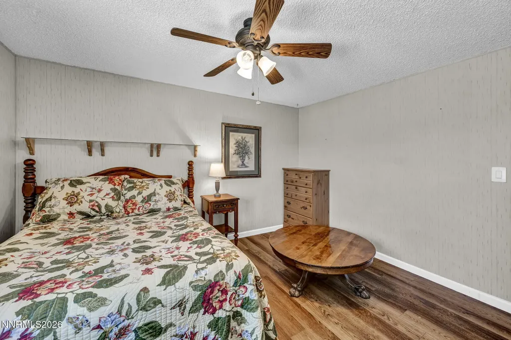 2290 Cougar Silver Springs NV 89429