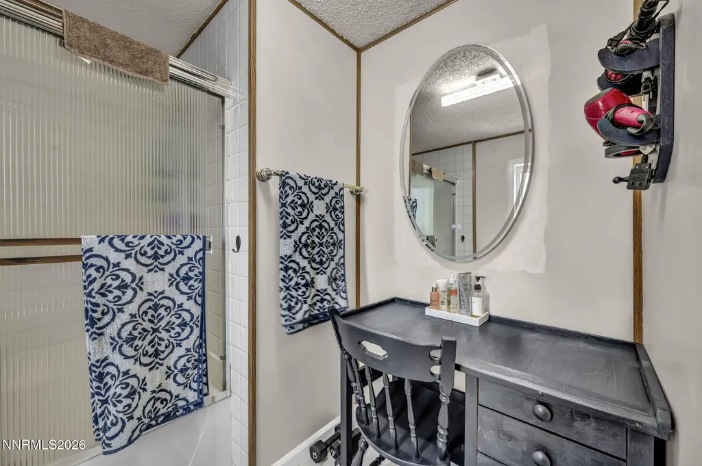 2290 Cougar Silver Springs NV 89429