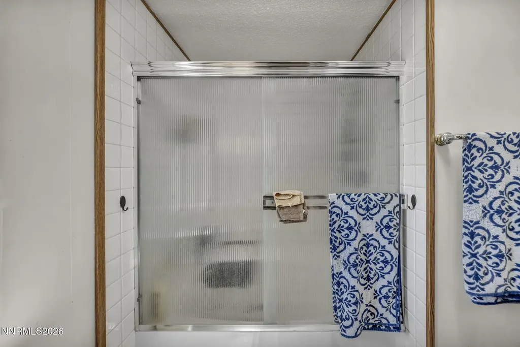 2290 Cougar Silver Springs NV 89429