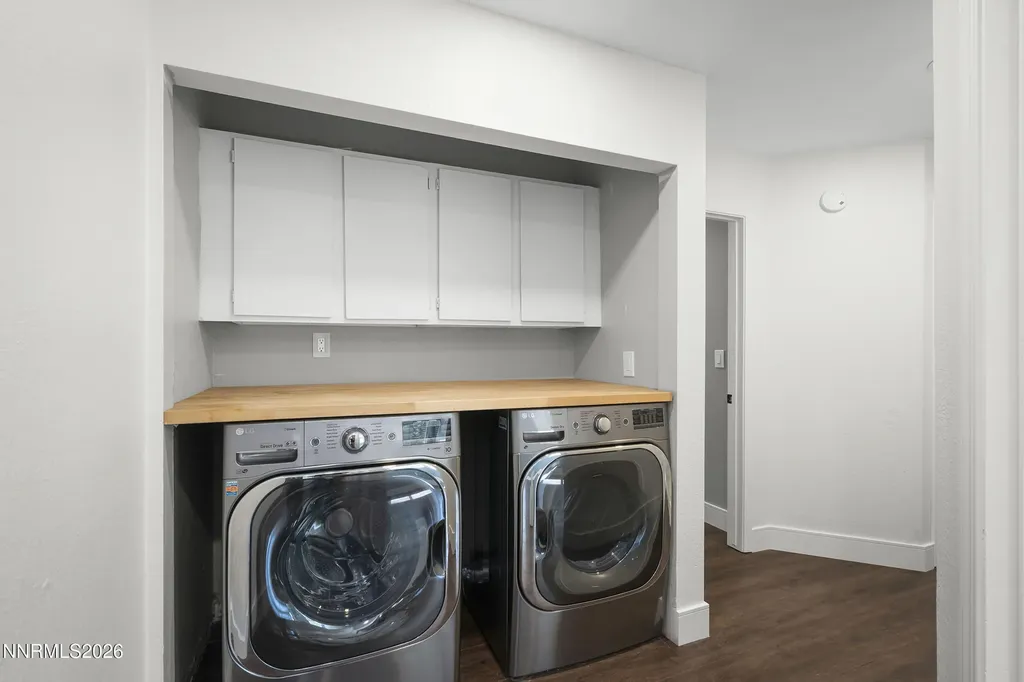 10085 Raccoon Reno NV 89523
