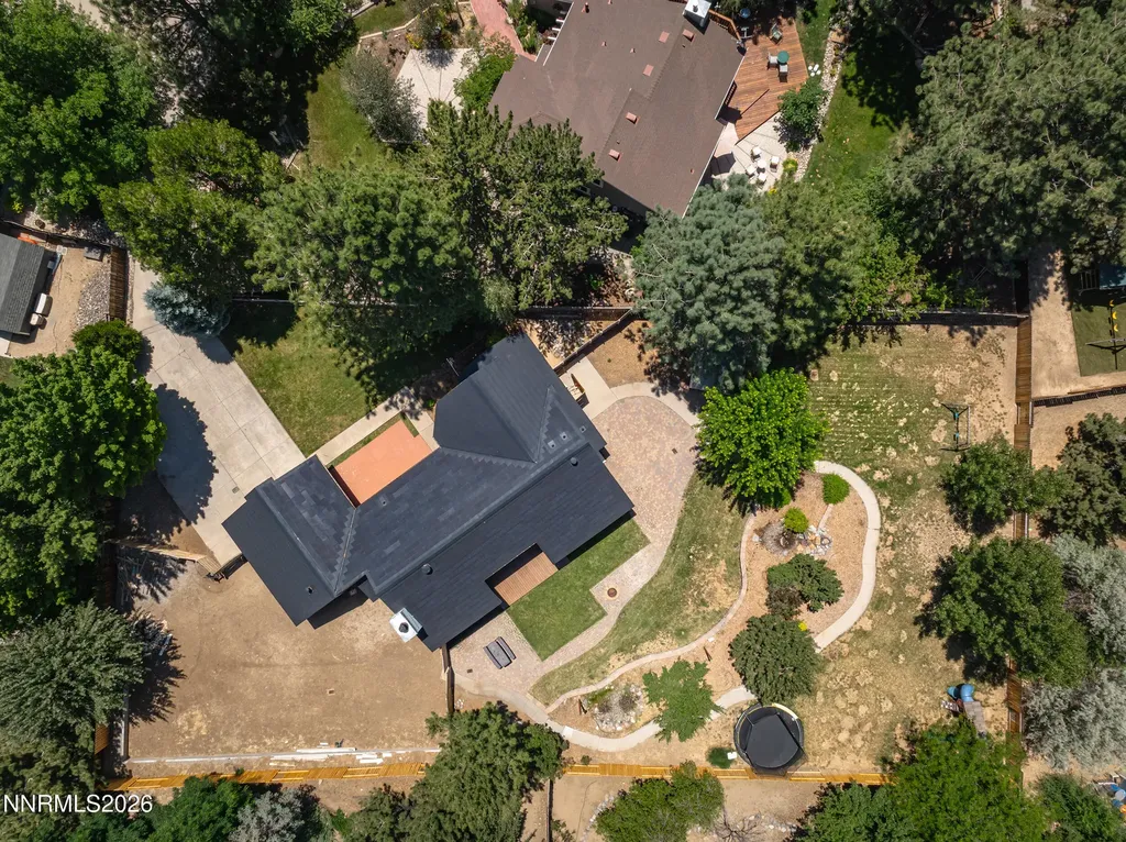 10085 Raccoon Reno NV 89523