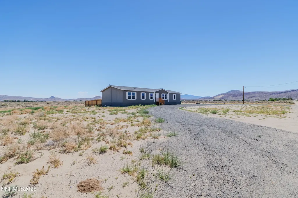 1785 Antelope Silver Springs NV 89429
