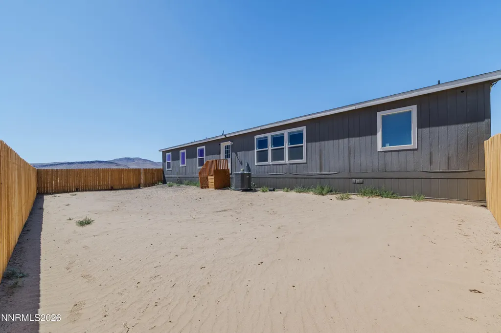 1785 Antelope Silver Springs NV 89429