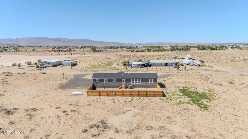 1785 Antelope Silver Springs NV 89429