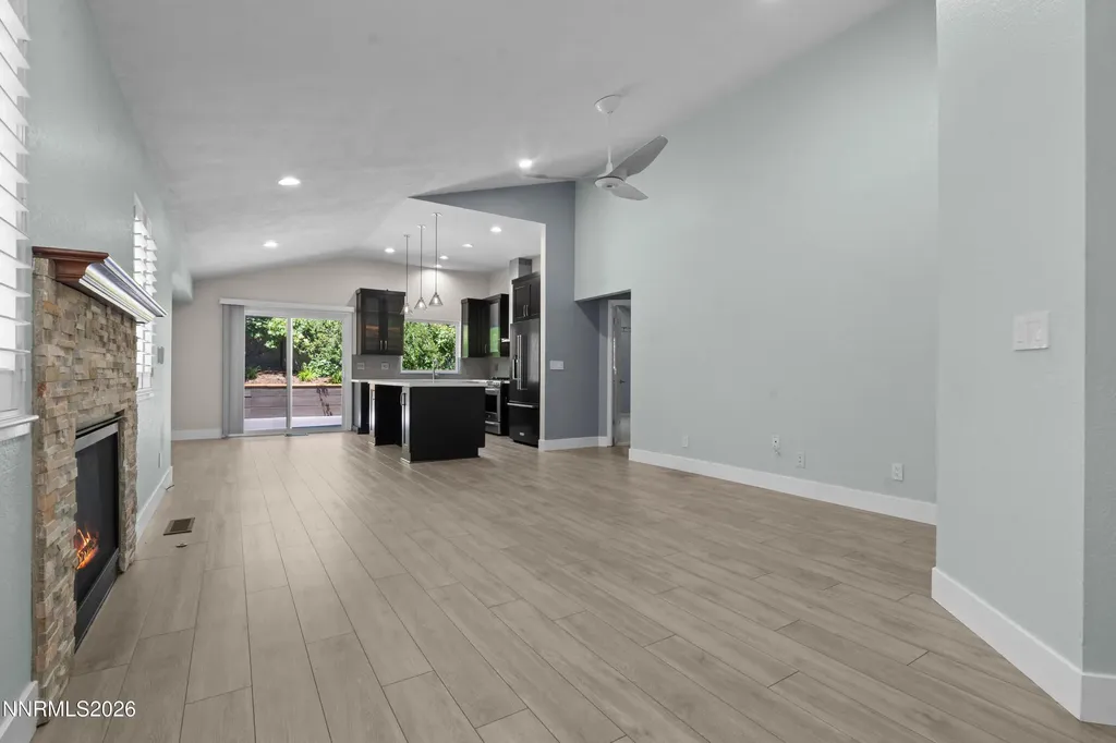 5975 Shadow Park Reno NV 89523