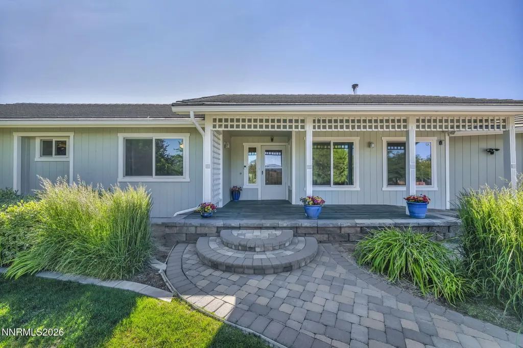 1321 Tamzy Gardnerville NV 89410