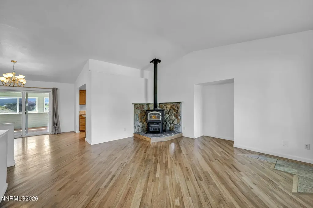 1321 Tamzy Gardnerville NV 89410