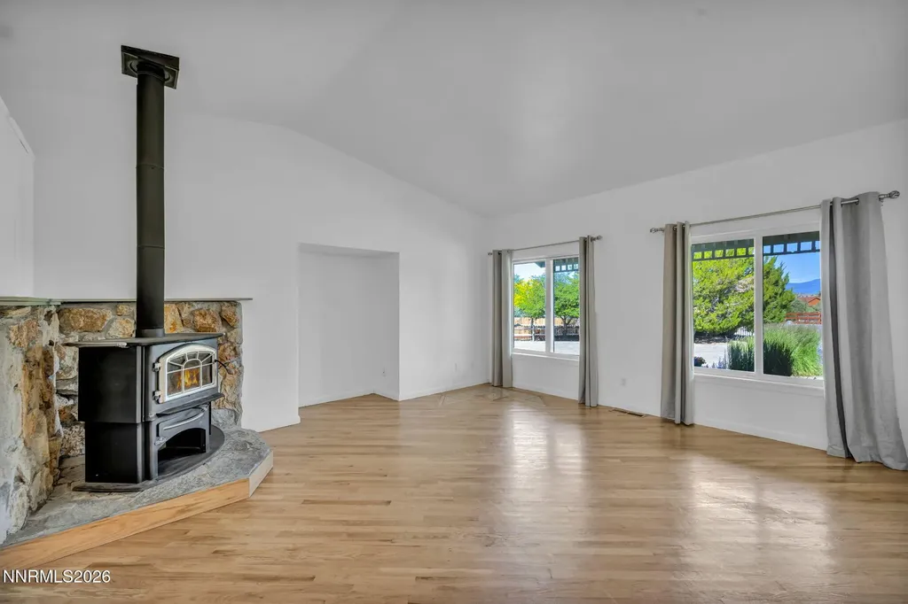 1321 Tamzy Gardnerville NV 89410