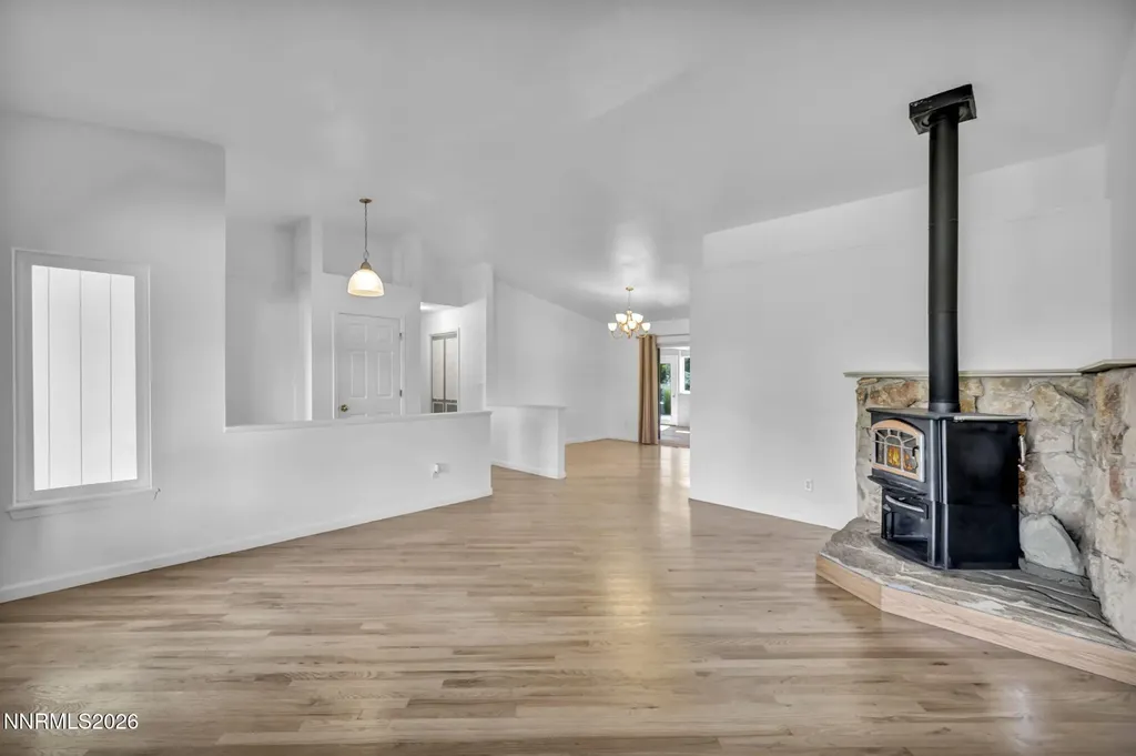 1321 Tamzy Gardnerville NV 89410