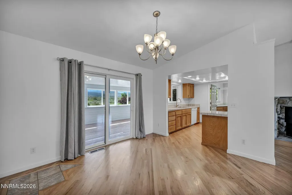 1321 Tamzy Gardnerville NV 89410