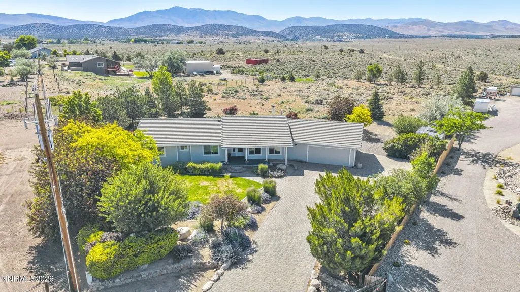 1321 Tamzy Gardnerville NV 89410