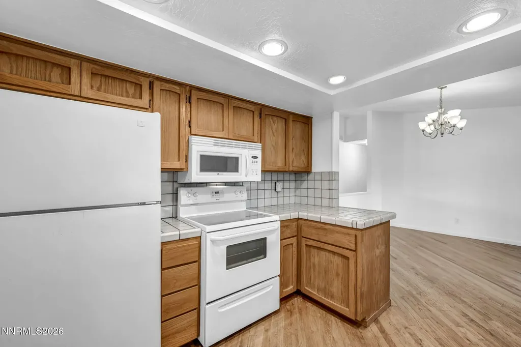 1321 Tamzy Gardnerville NV 89410
