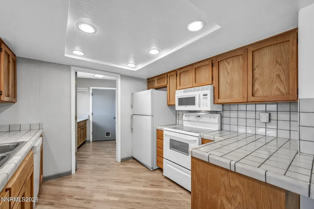 1321 Tamzy Gardnerville NV 89410