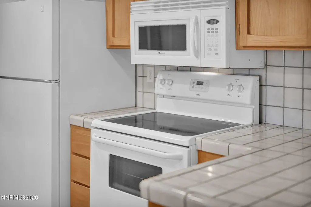 1321 Tamzy Gardnerville NV 89410
