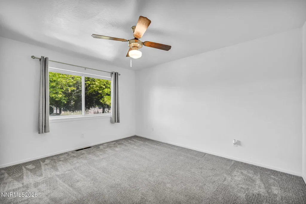 1321 Tamzy Gardnerville NV 89410