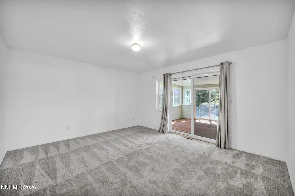 1321 Tamzy Gardnerville NV 89410