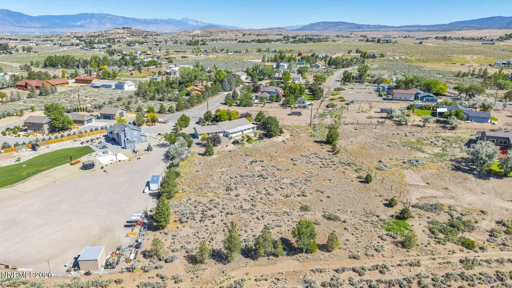 1321 Tamzy Gardnerville NV 89410
