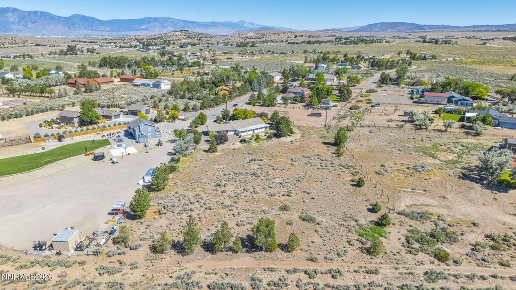 1321 Tamzy Gardnerville NV 89410