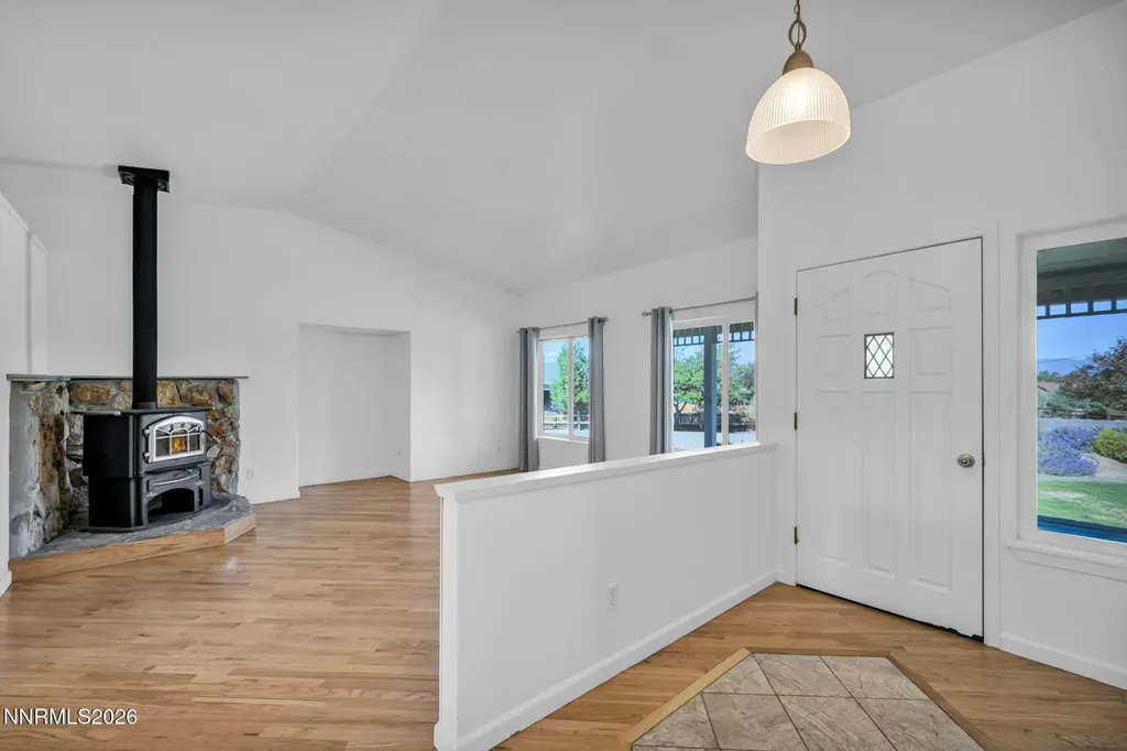 1321 Tamzy Gardnerville NV 89410