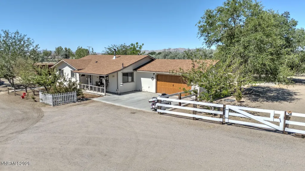 5155 Candee Fallon NV 89406