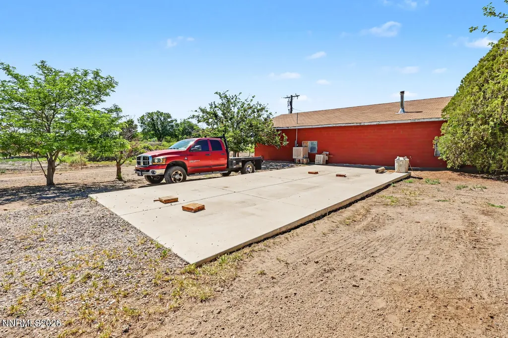 5155 Candee Fallon NV 89406