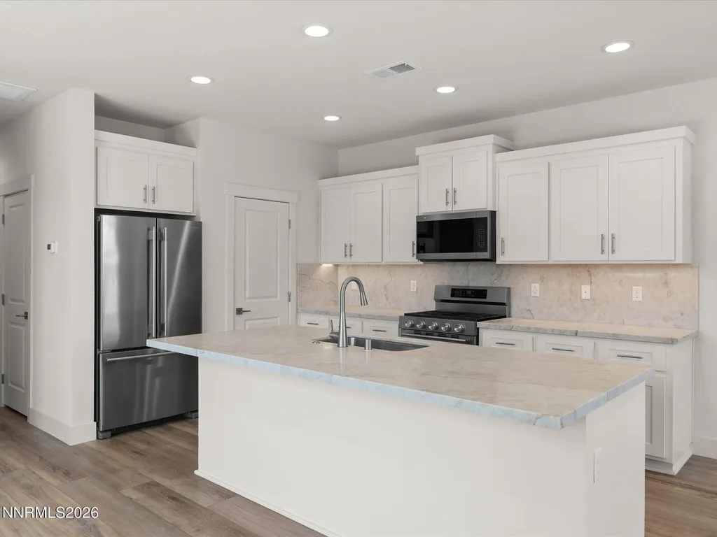 1378 Vine Gate Carson City NV 89701