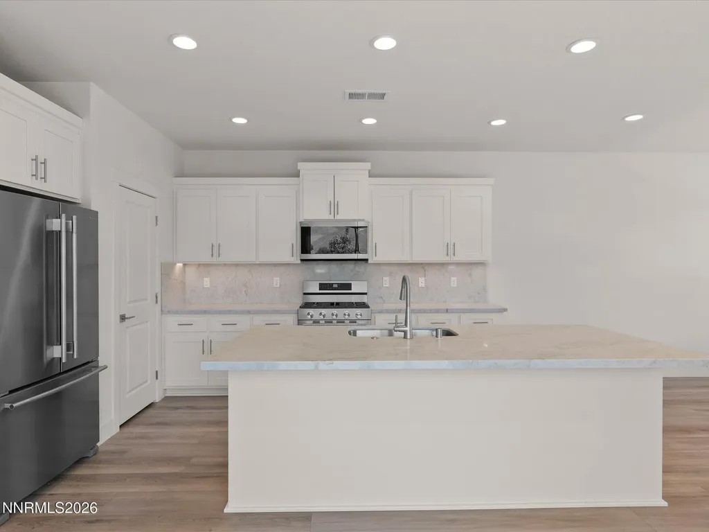 1378 Vine Gate Carson City NV 89701