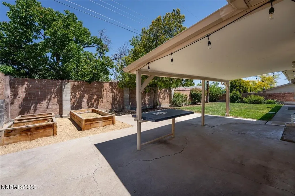 2205 Carlin Reno NV 89503