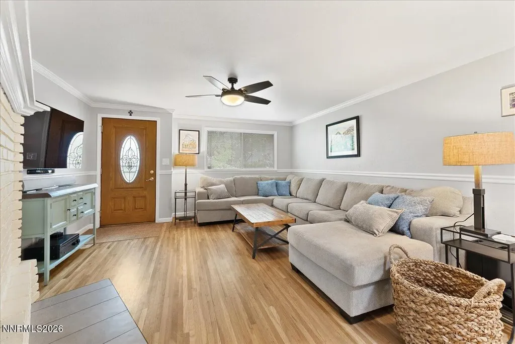 2205 Carlin Reno NV 89503