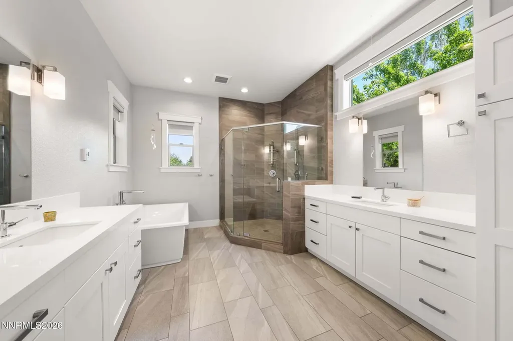 1010 Skyline Reno NV 89509
