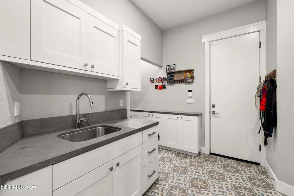 1010 Skyline Reno NV 89509
