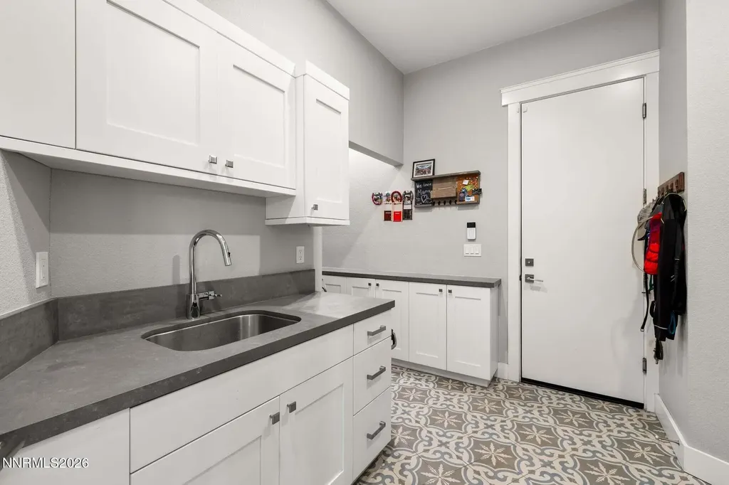 1010 Skyline Reno NV 89509