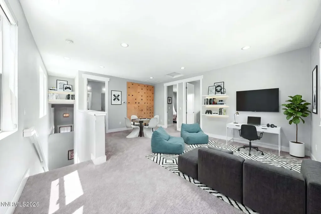 1010 Skyline Reno NV 89509