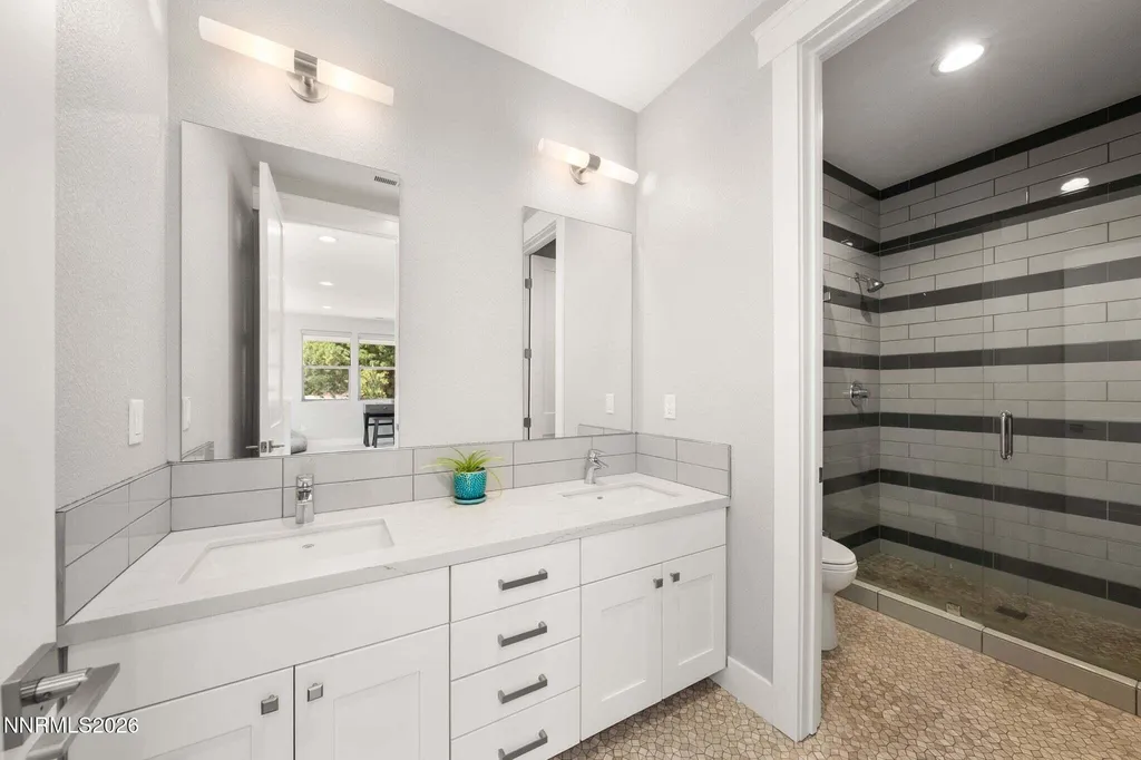 1010 Skyline Reno NV 89509