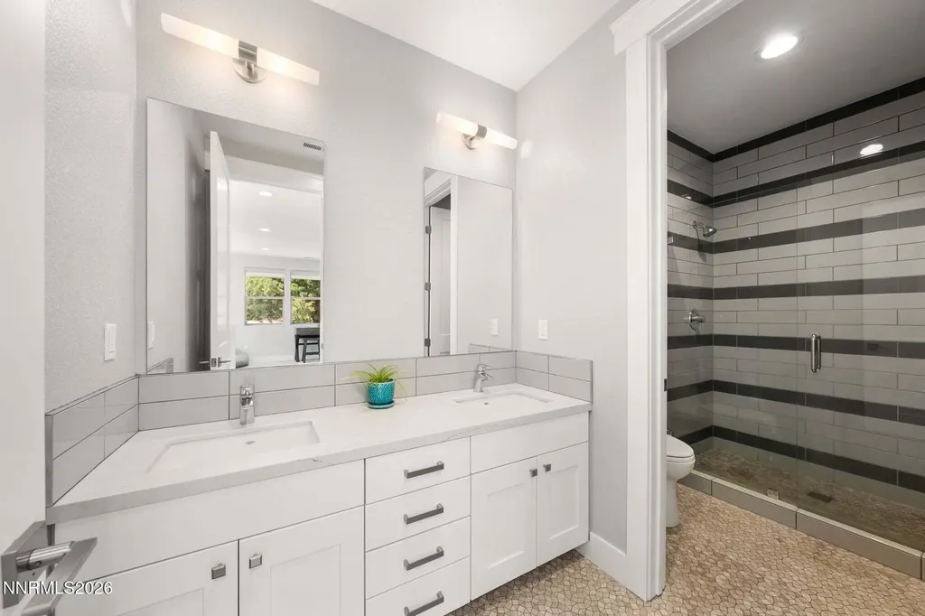 1010 Skyline Reno NV 89509