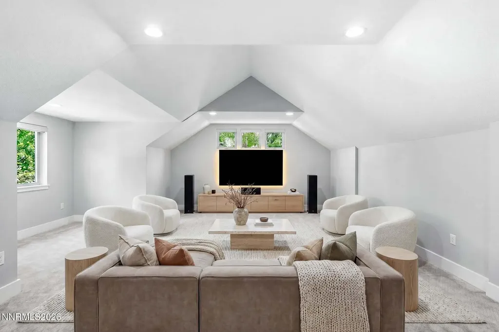 1010 Skyline Reno NV 89509