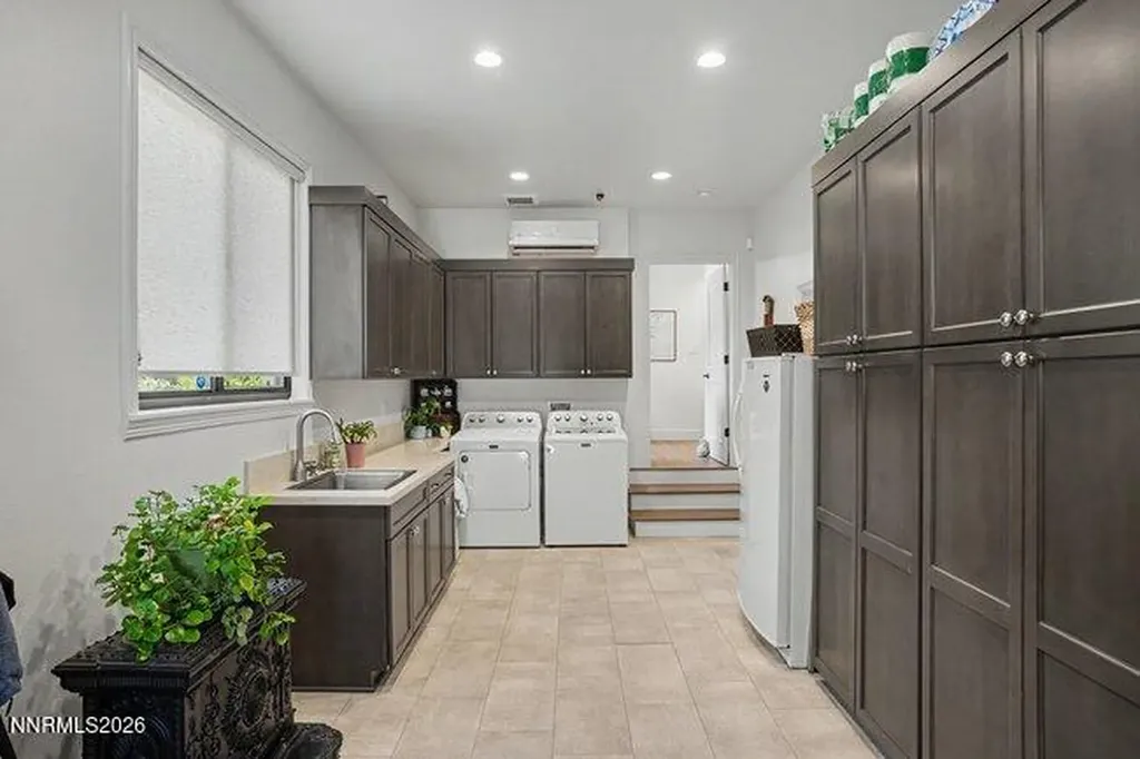 4755 Canyon Reno NV 89519