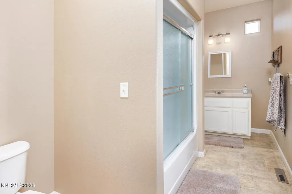 1215 Green Valley Fallon NV 89406