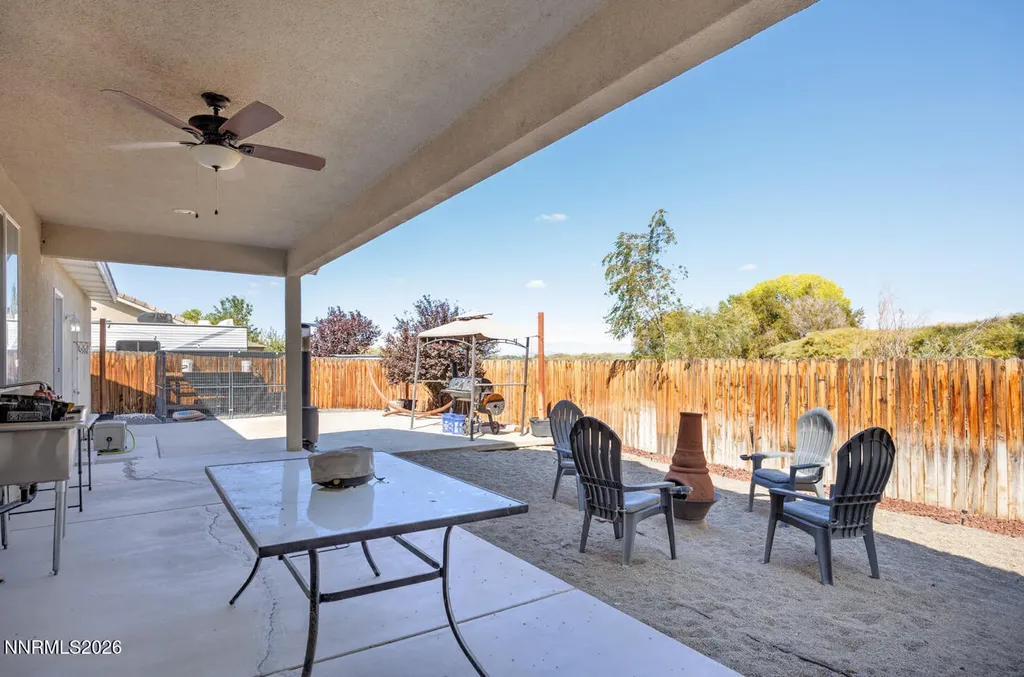 1215 Green Valley Fallon NV 89406
