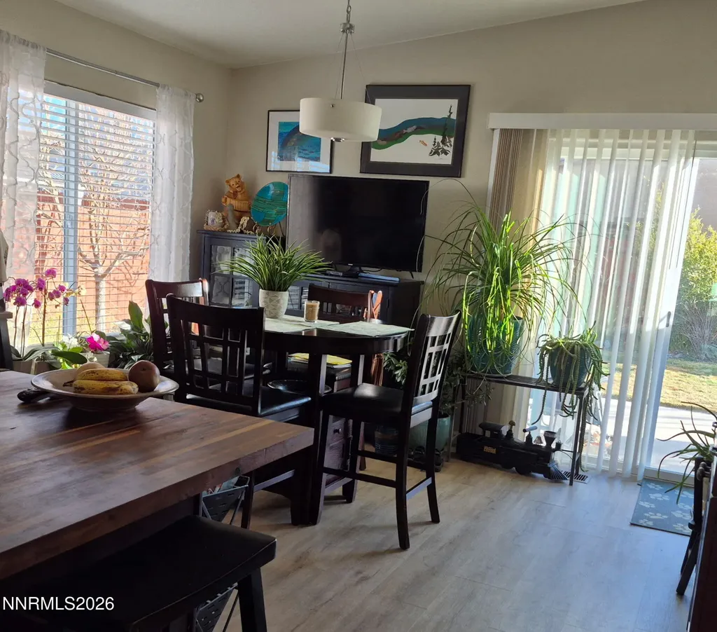 18360 Whitebark Reno NV 89508