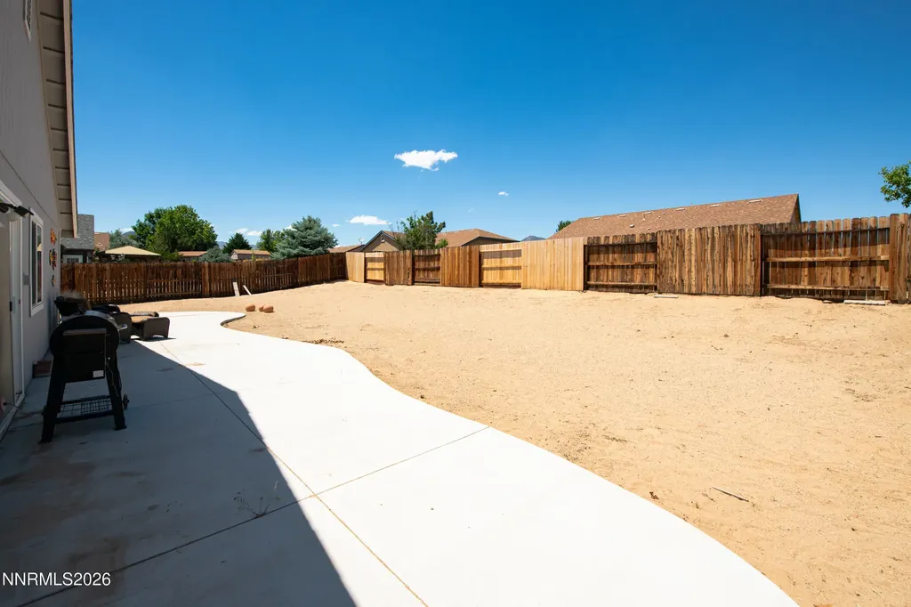 832 Laca Dayton NV 89403