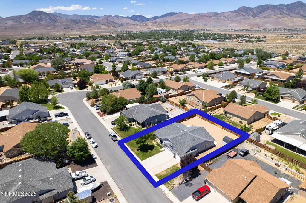 832 Laca Dayton NV 89403