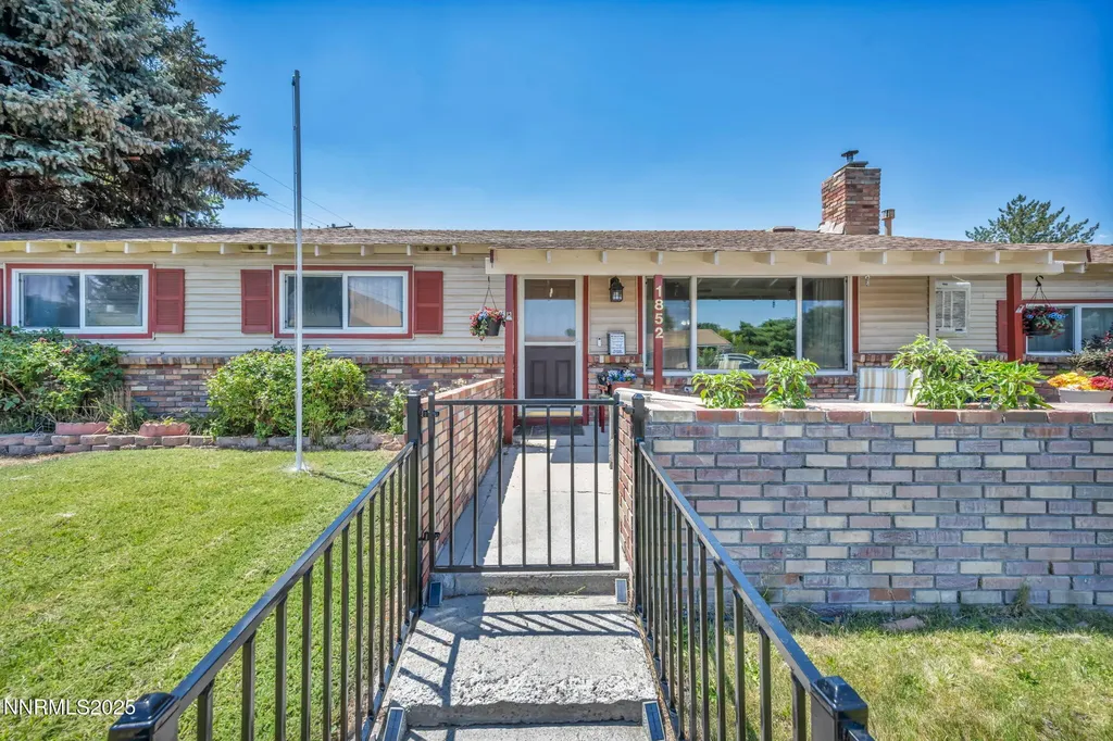 1852 Mountain Carson City NV 89703