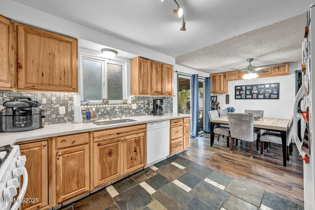 1852 Mountain Carson City NV 89703